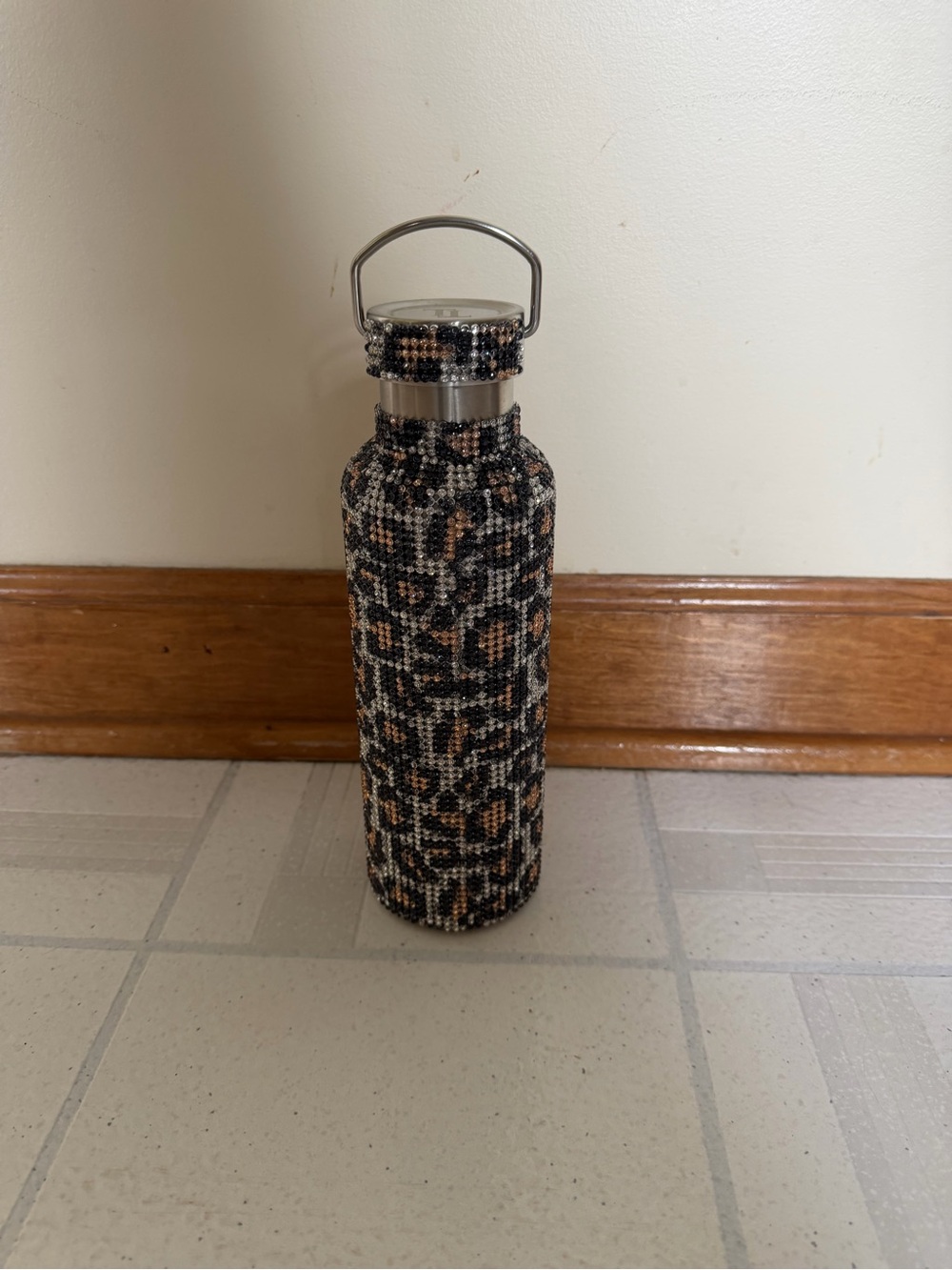 Tomo Leopard Beaded Insulated Water Bottle - Black & Brown